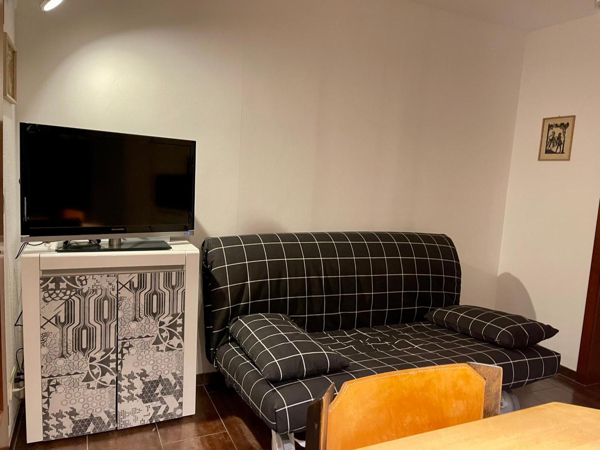 Wunderschoenes 2 Zimmer Apartment Zentrum Goldstadt プフォルツハイム エクステリア 写真