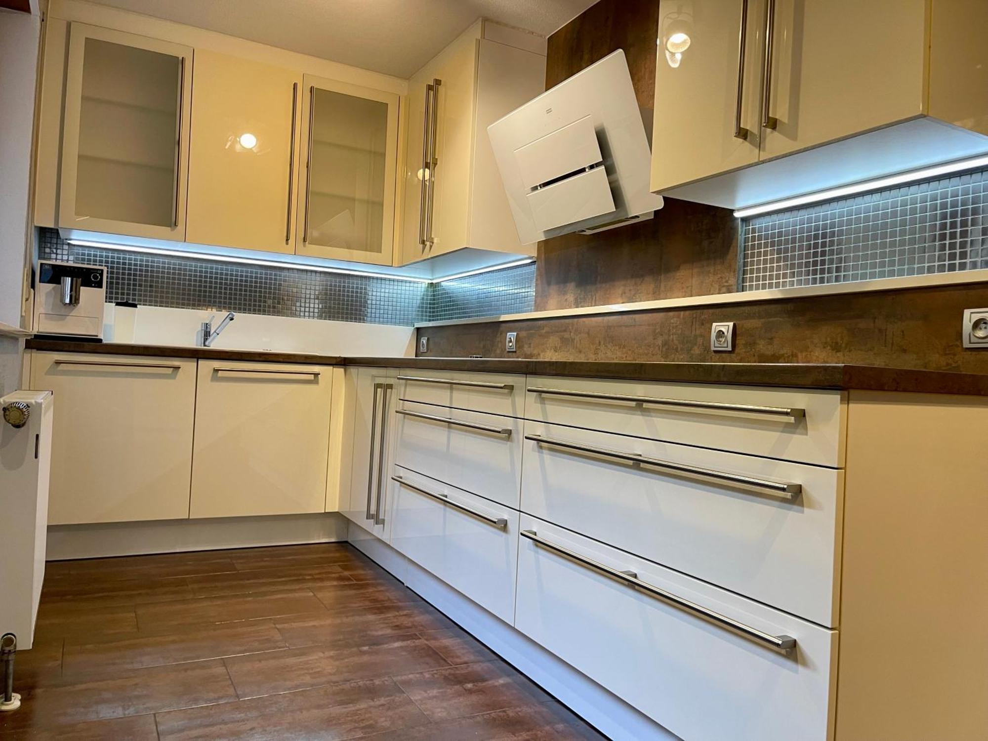 Wunderschoenes 2 Zimmer Apartment Zentrum Goldstadt プフォルツハイム エクステリア 写真