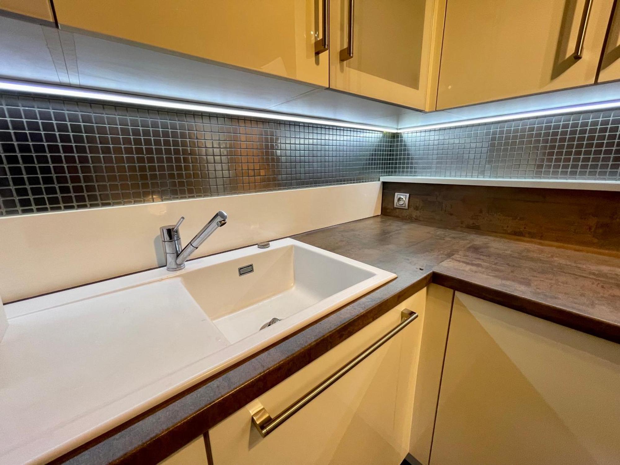 Wunderschoenes 2 Zimmer Apartment Zentrum Goldstadt プフォルツハイム エクステリア 写真