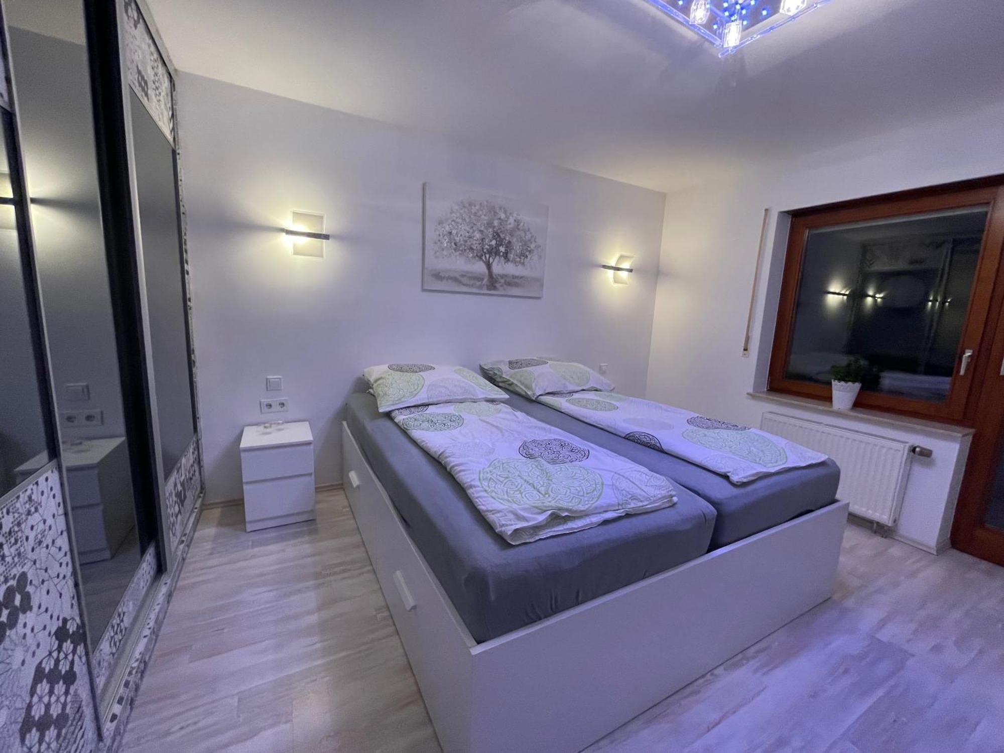 Wunderschoenes 2 Zimmer Apartment Zentrum Goldstadt プフォルツハイム エクステリア 写真