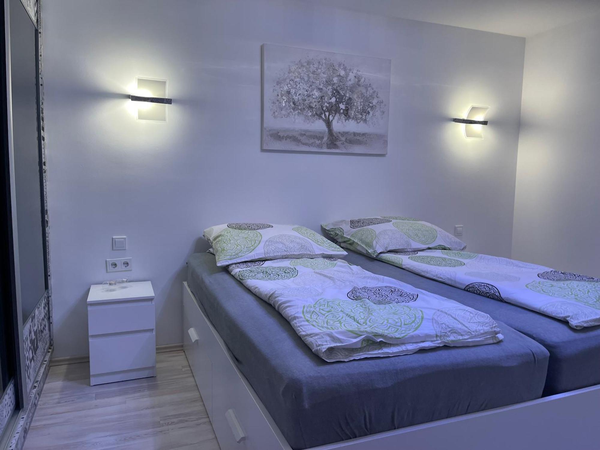 Wunderschoenes 2 Zimmer Apartment Zentrum Goldstadt プフォルツハイム エクステリア 写真